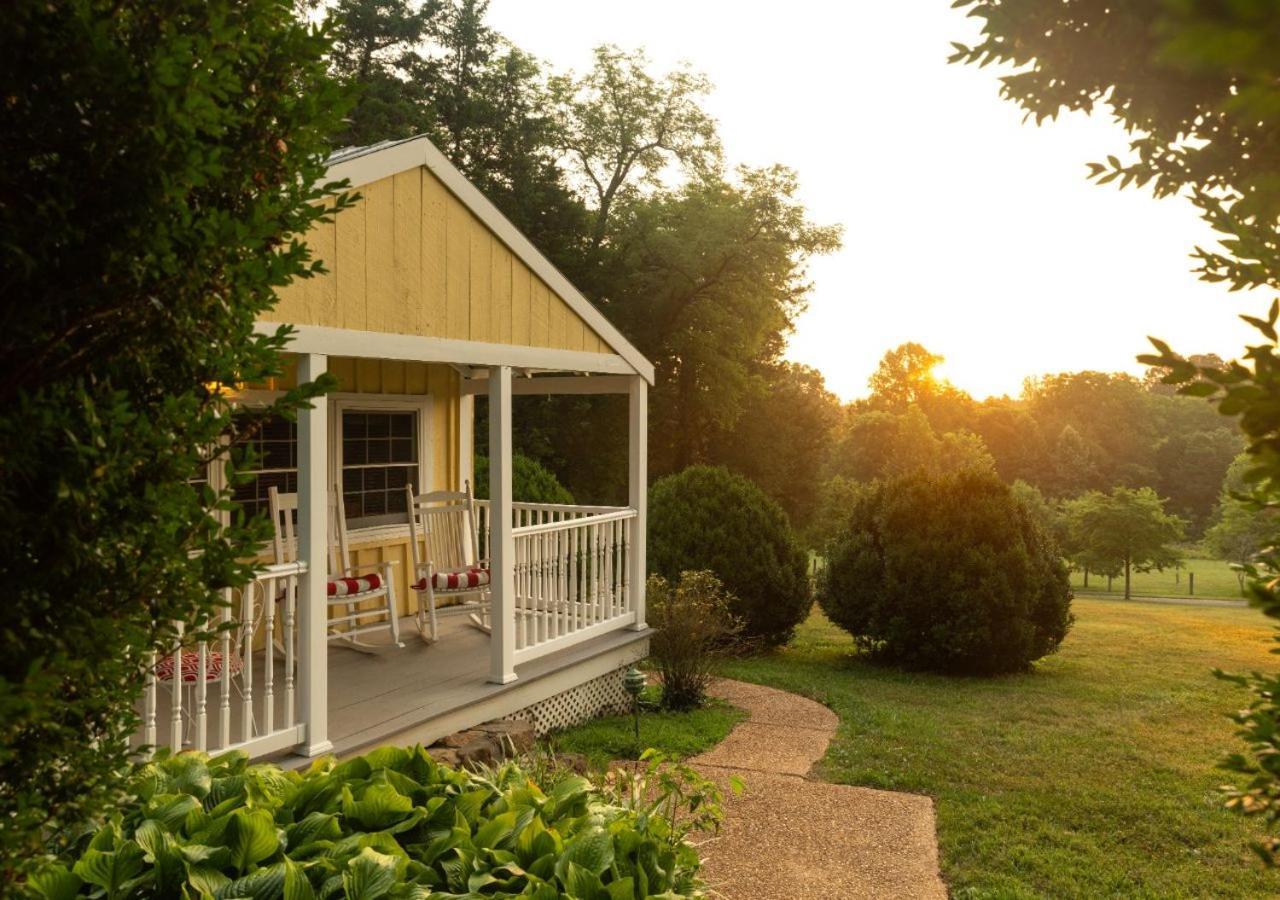 Prospect Hill Inn & Restaurant Zion Crossroads エクステリア 写真