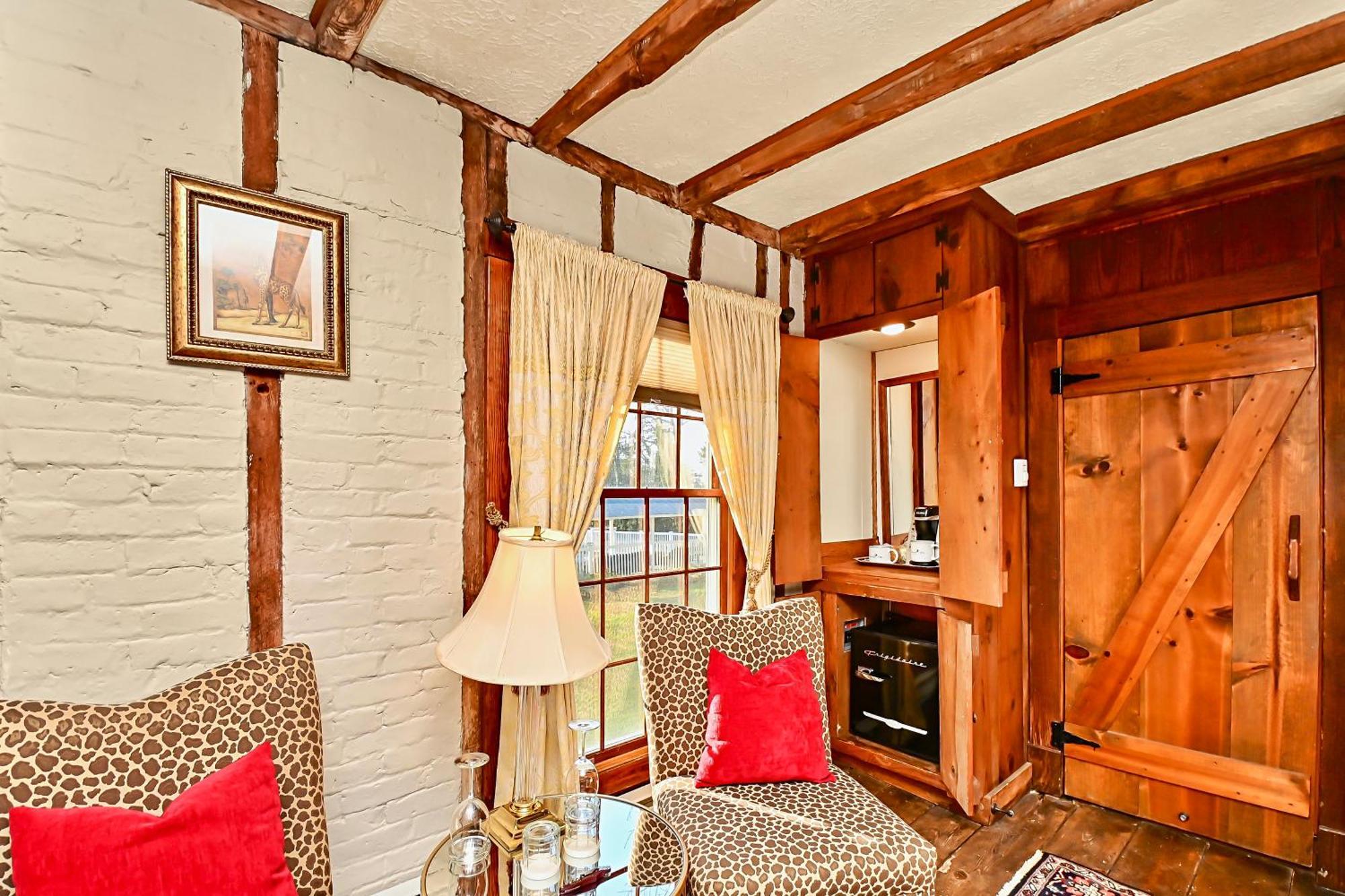 Prospect Hill Inn & Restaurant Zion Crossroads エクステリア 写真